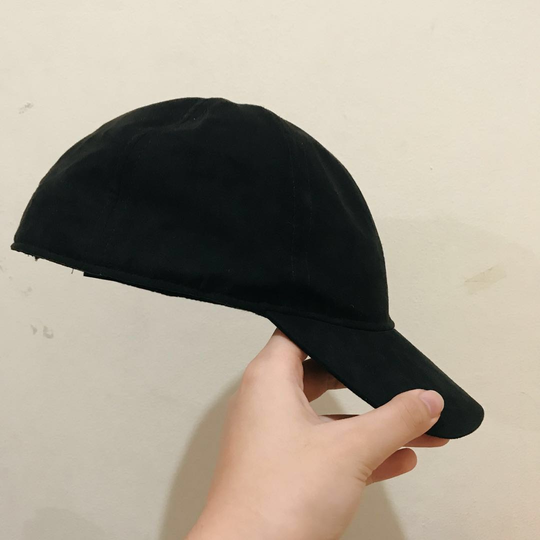 H\u0026M baseball cap black (velvet), Fesyen 
