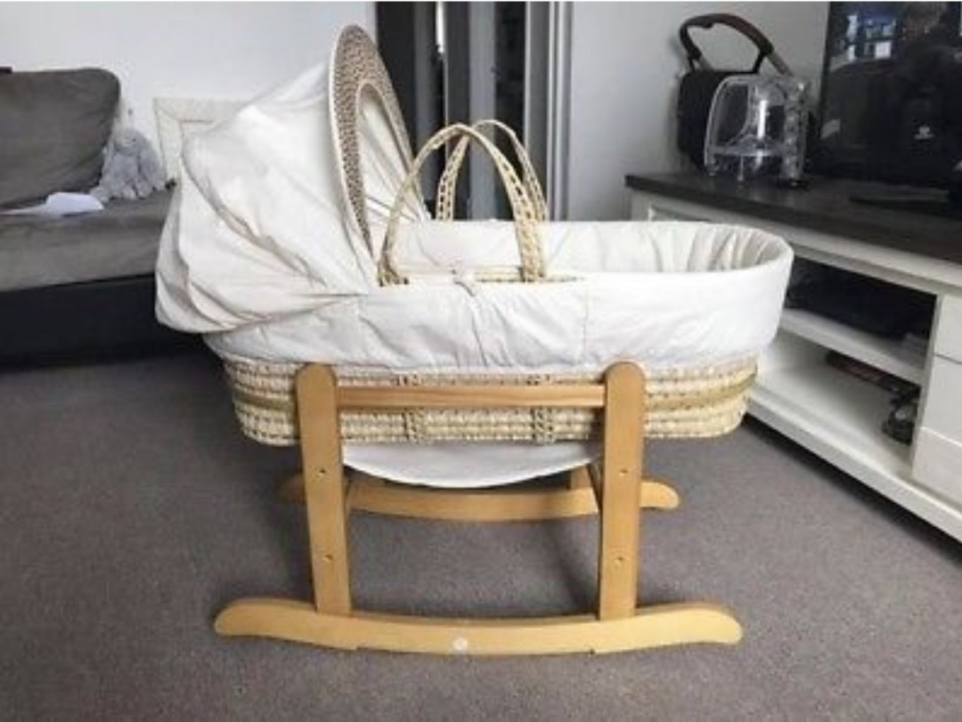 John lewis moses basket with rocking stand