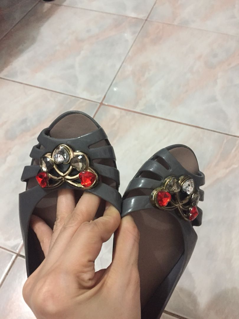 mendrez jelly shoes