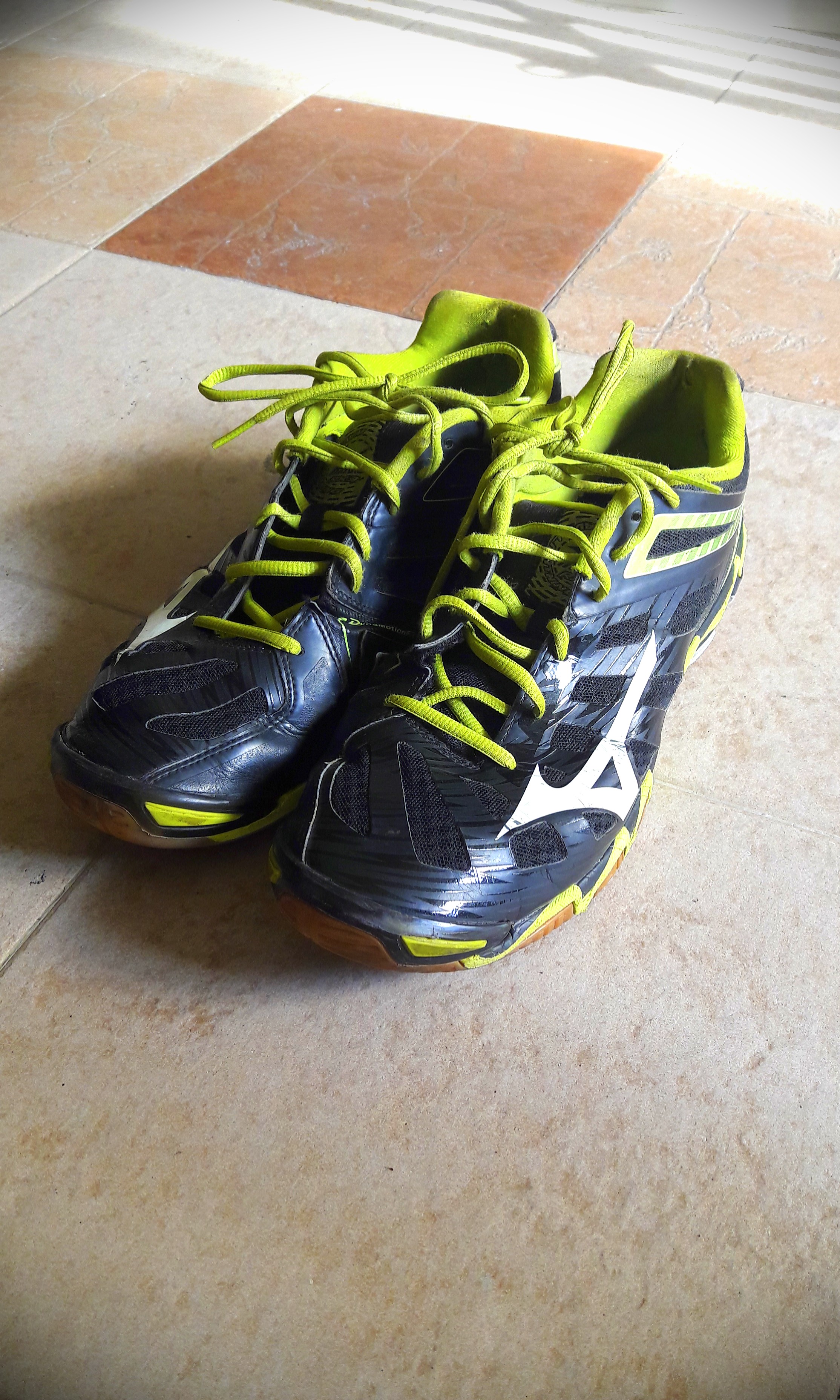 Mizuno wave 2024 lightning rx3 brown