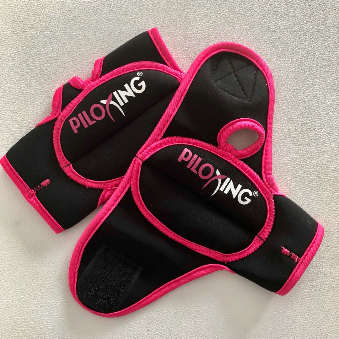 piloxing weighted gloves