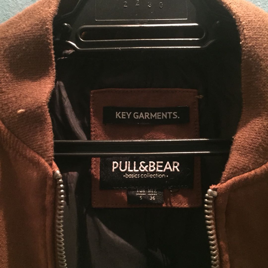 Pull & Bear Leather Jacket (Category: Coats, Jackets and Outerwear) located in Ampang. Submitted by mumu.artefacts (Listing ID 165060545, Image 2). Description: Leather Jacket by Pull & Bear for formal and casual events. Rarely used item .