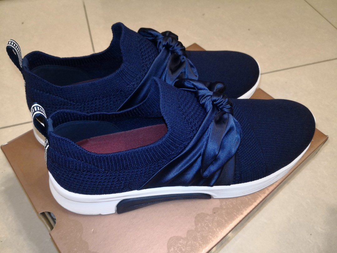 SKETCHERS Mark Nason MODERN JOGGER DEBBIE