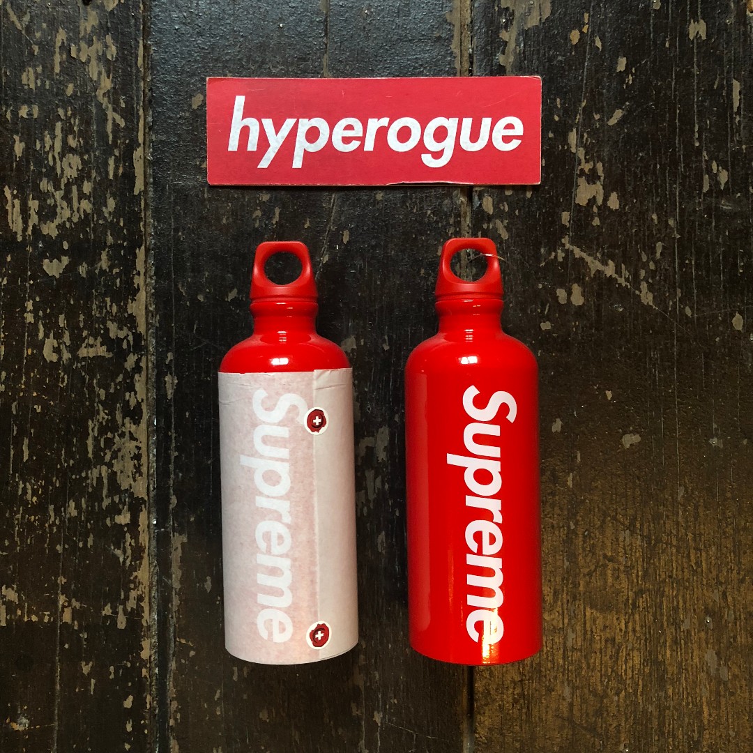 Supreme®/SIGG™ Traveller 0.6L Water Bottle, Men's Fashion, Watches