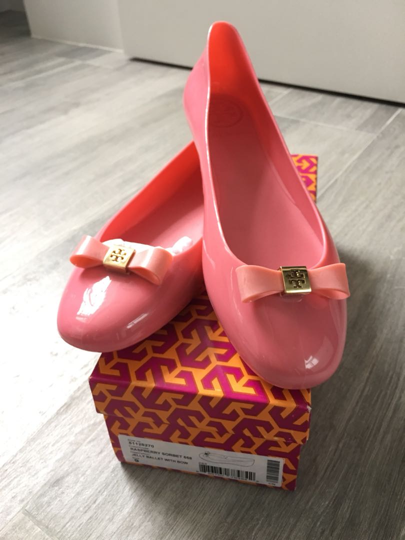 tory burch jelly shoes