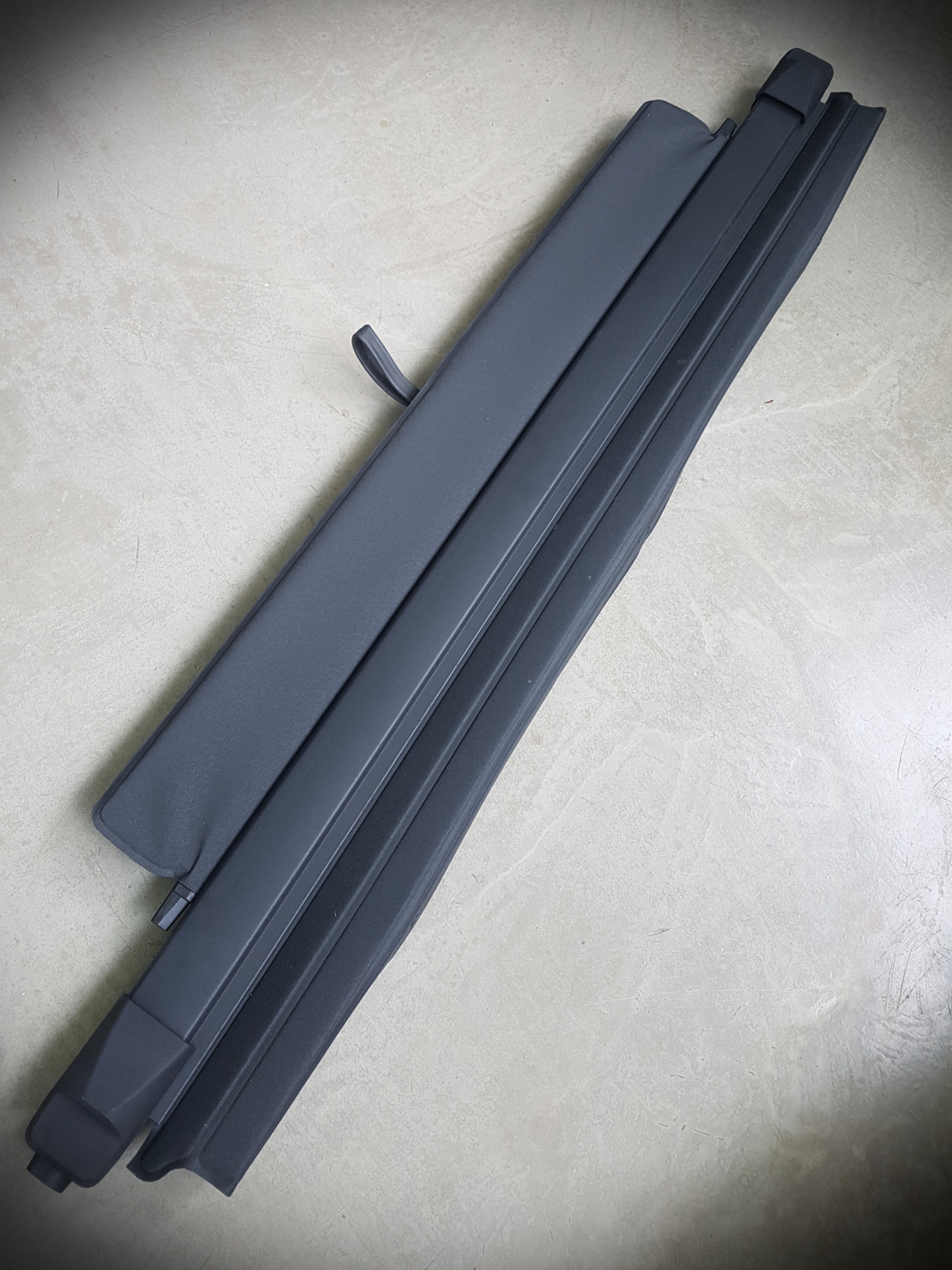 Volvo xc90 cargo sale cover retractable
