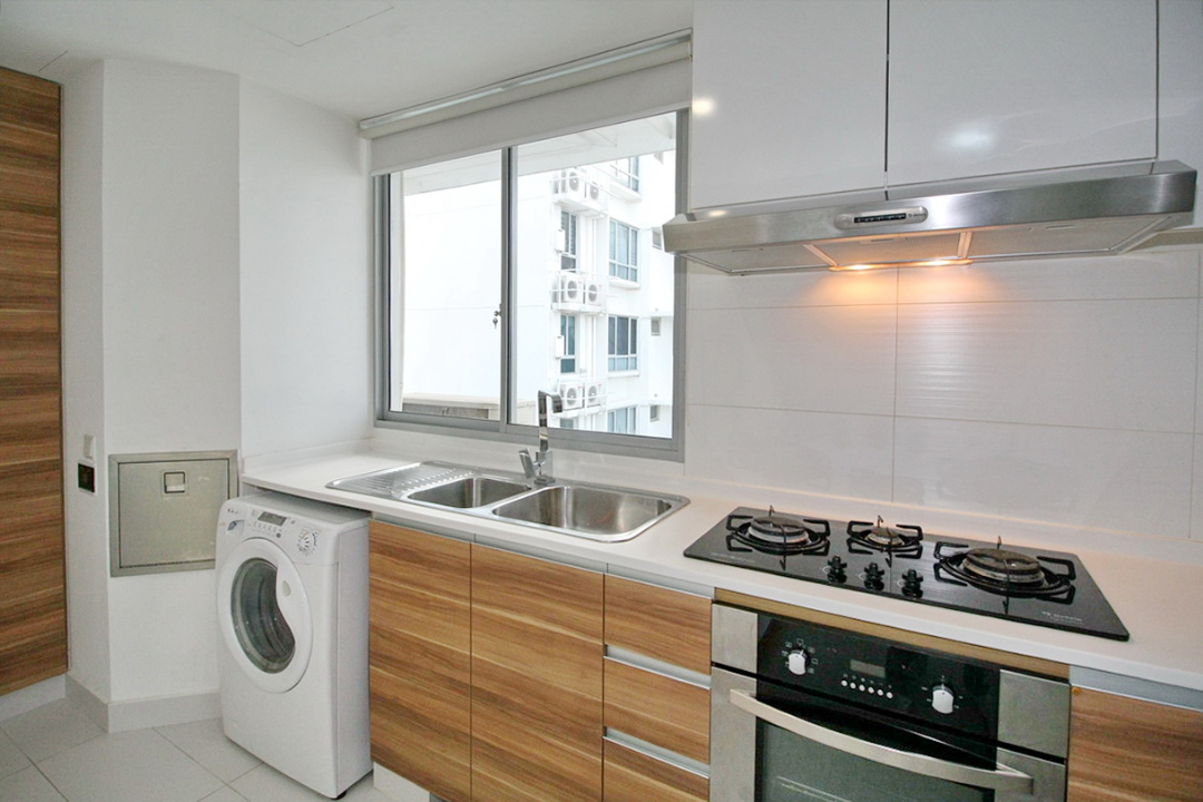 Waterfront Key / Bedok Reservoir 2 Bedroom Condo for rent, Pristine