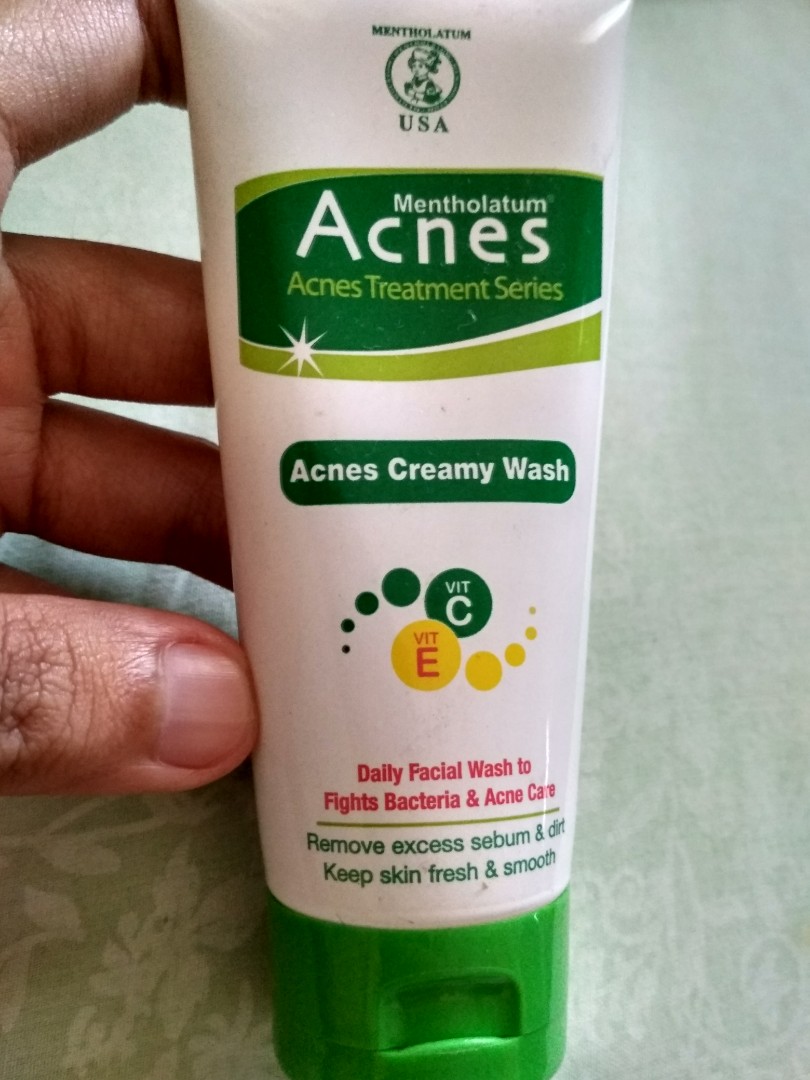 Acnes Cream Wash Sabun Wajah Kesehatan Kecantikan Kulit Sabun Tubuh Di Carousell