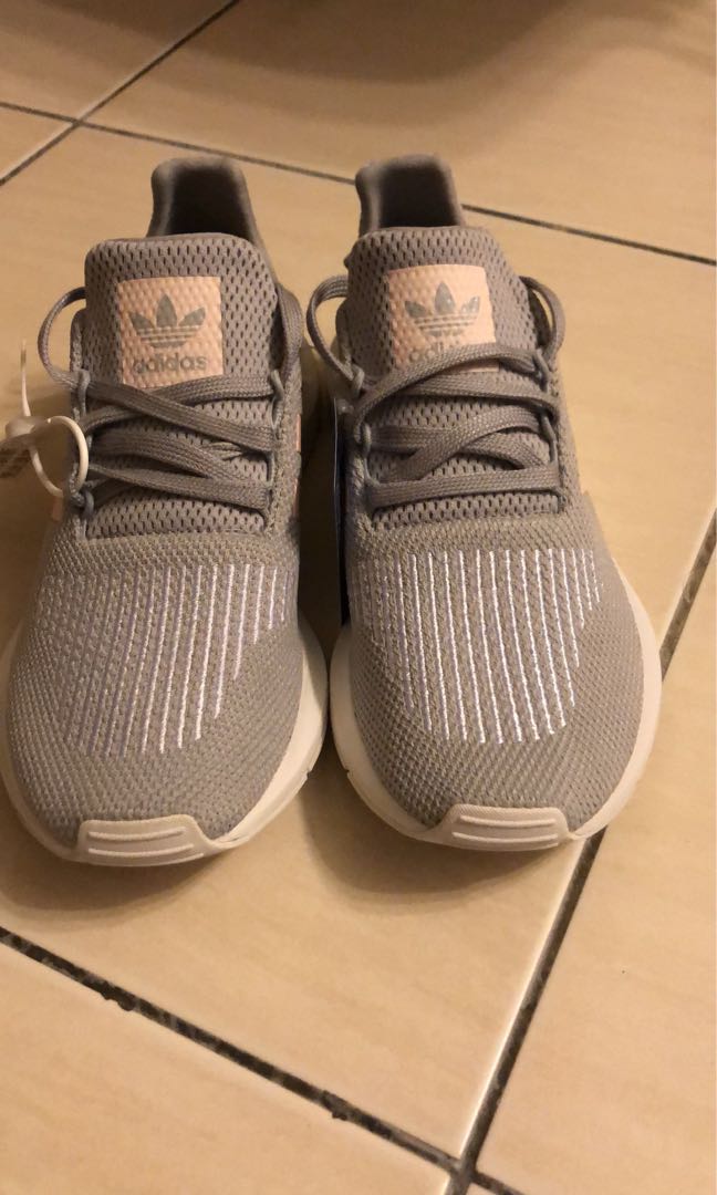 Adidas Swift Run, Women's Fashion, Footwear, Sneakers on Carousell
