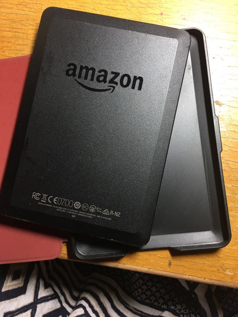 Amazon Kindle 電子書閱讀器7th Generation Model WP63GW 4 GB Wi-fi