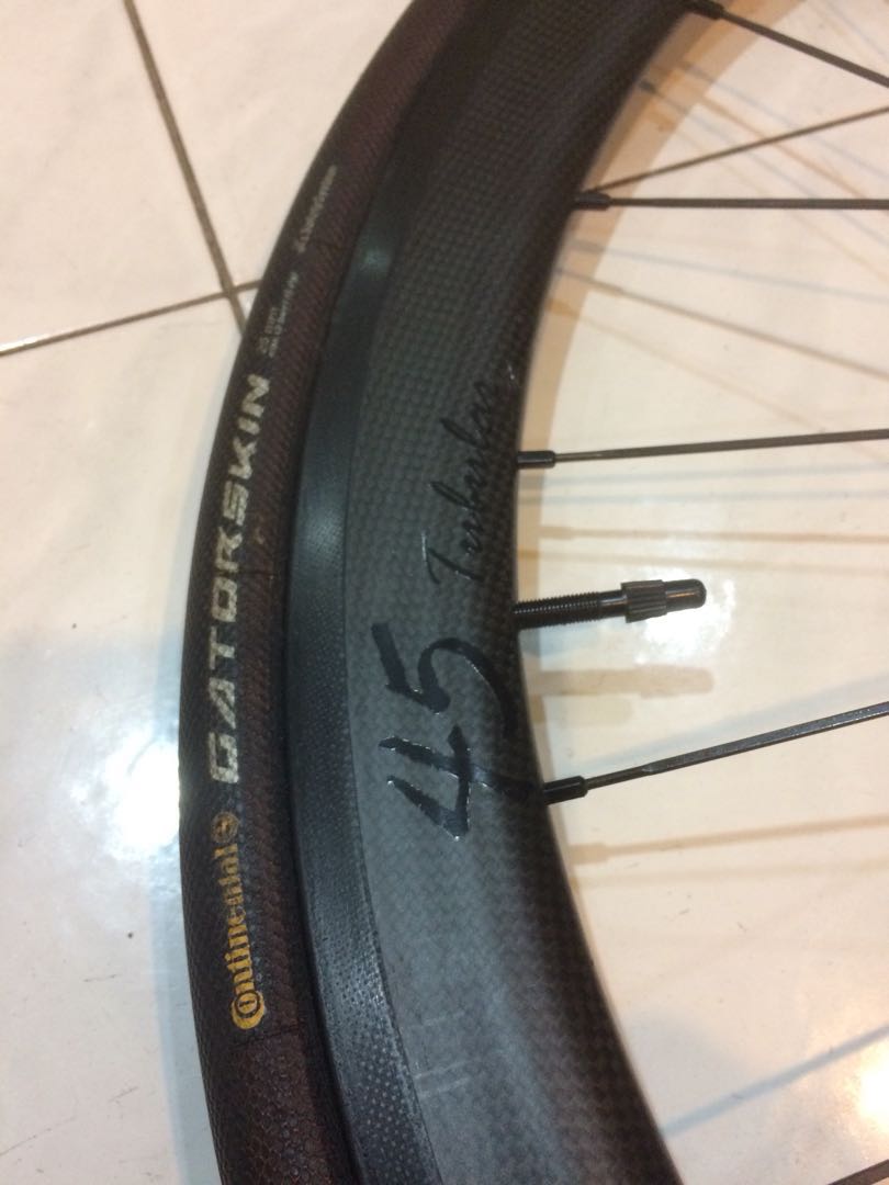 Attaque 45mm Carbon Wheelset (Rear 