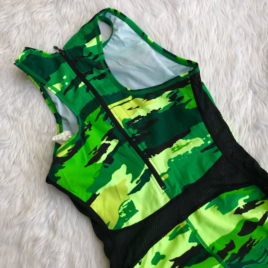 Brand new one piece (Category: Sets or Coordinates) located in Manila. Submitted by chatdv (Listing ID 165251959, Image 2). Description: Large to xl.