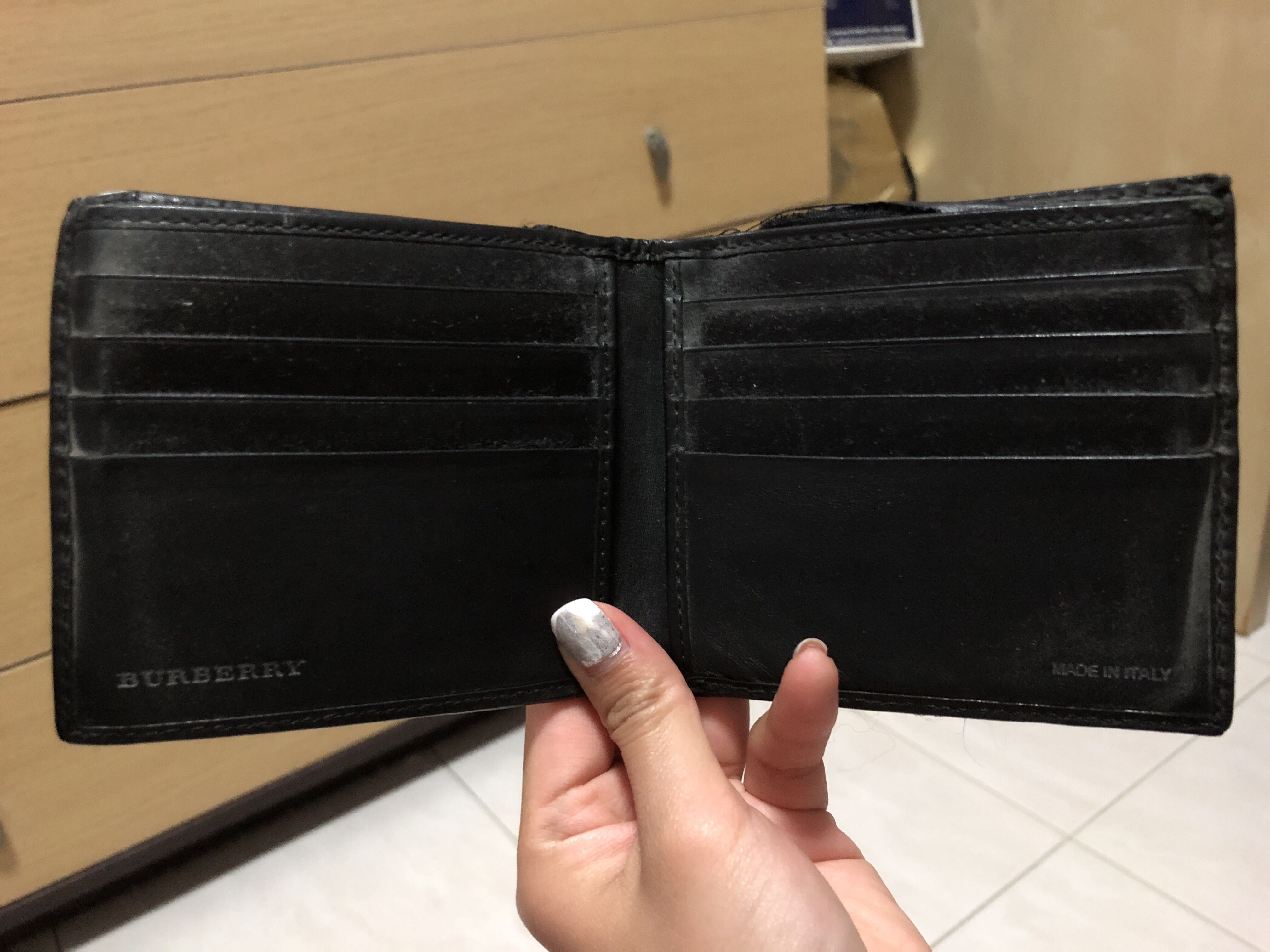 Burberry mens wallet clearance clearance