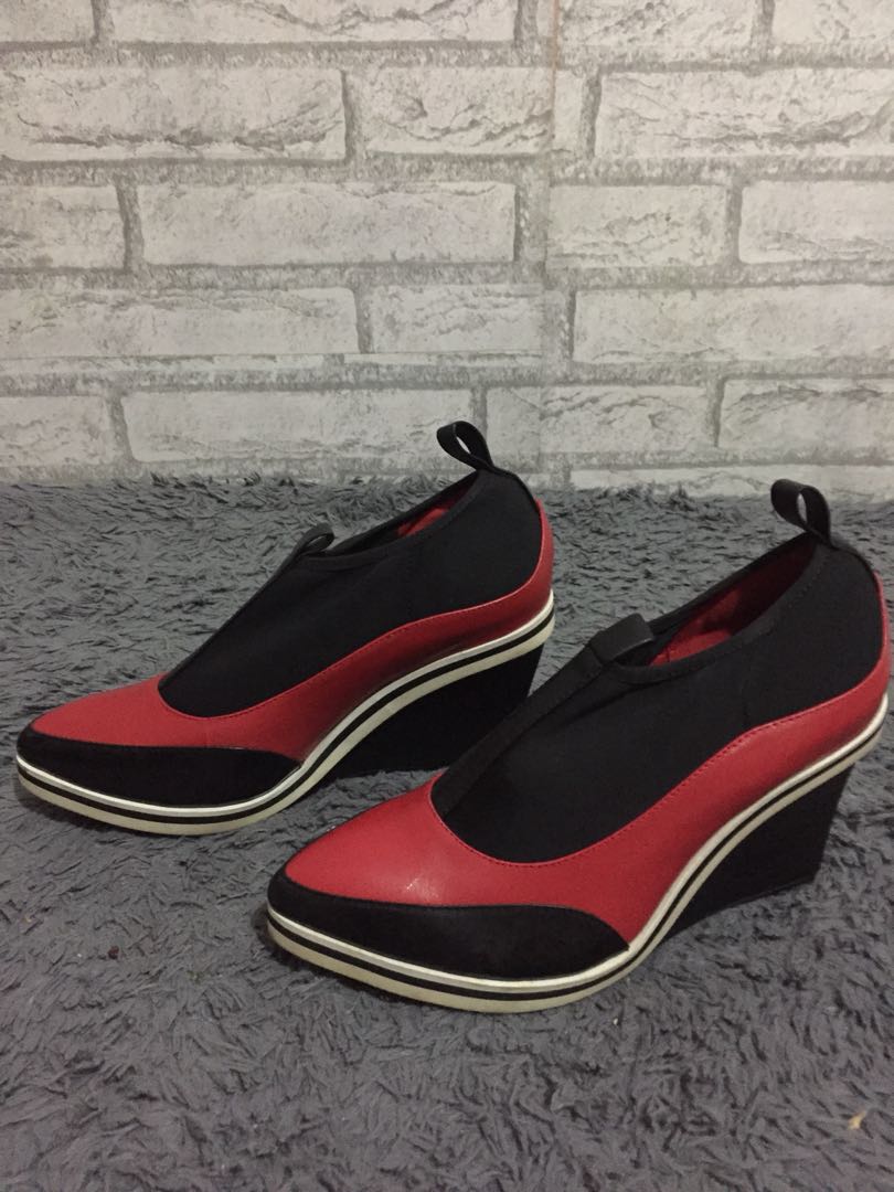Cristian Dior Pump Wedges Original Women S Fashion Women S Shoes On Carousell