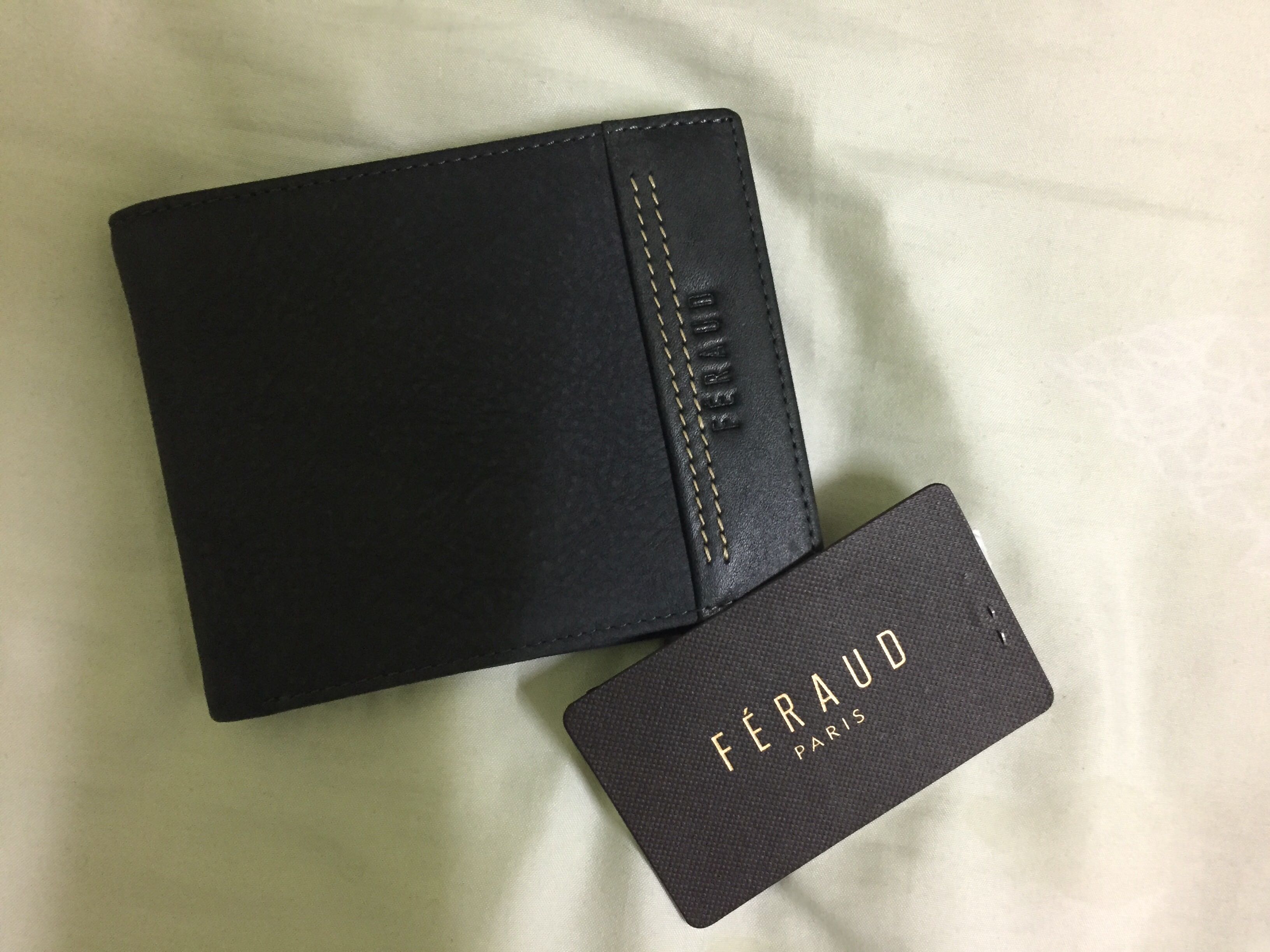 Vintage Louis Feraud Paris Leather Wallet Made in Italy. 