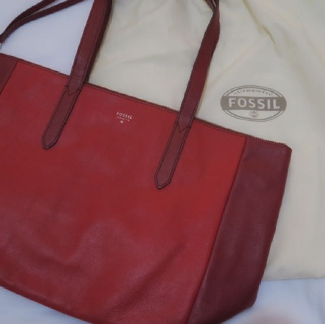 Fossil Sydney Shopper Red Claret Leather Bag Brand New Authentic Women S Fashion Bags Wallets On Carousell