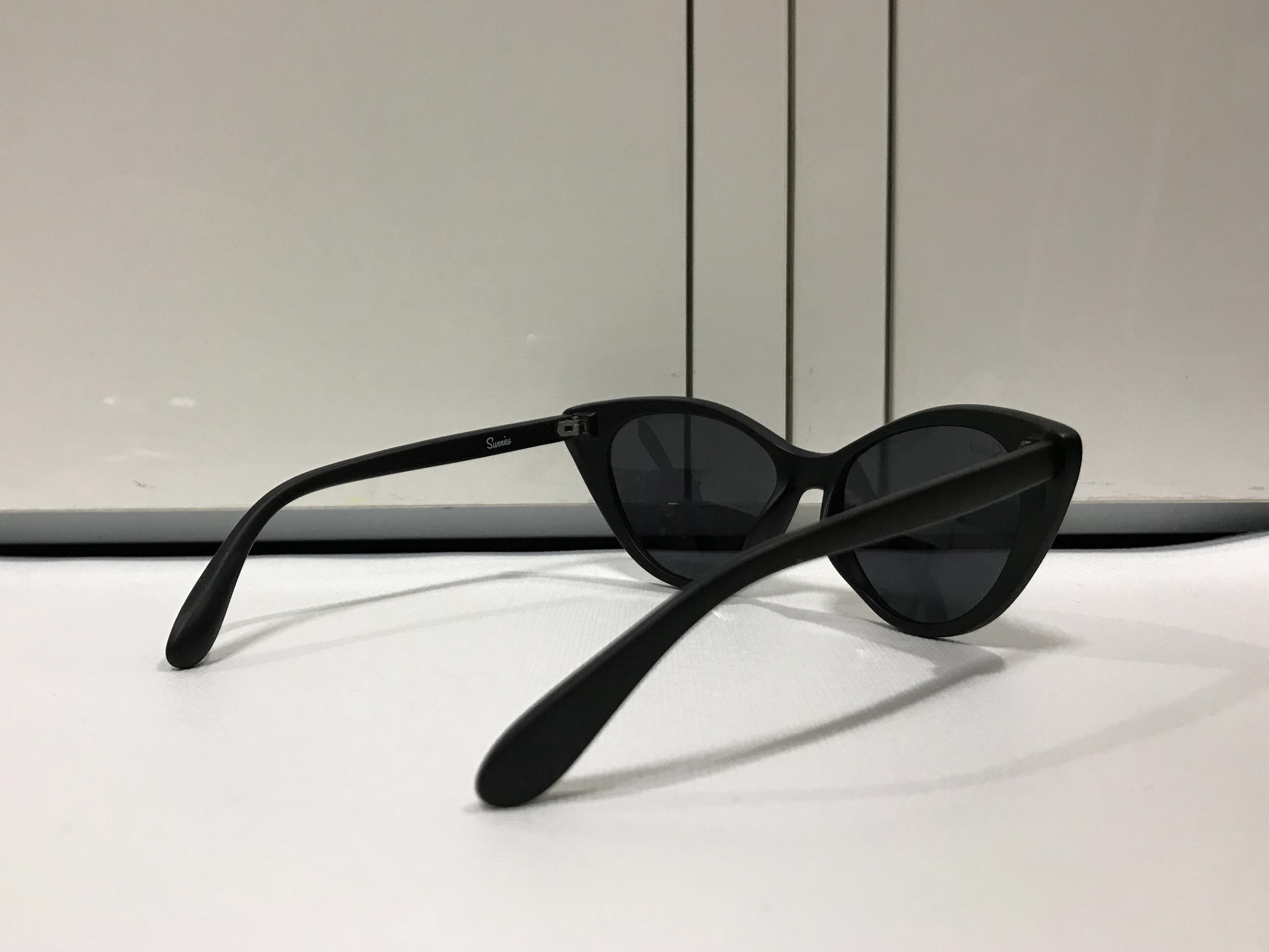 “Lolita” Sunnies (Category: Sunglasses & Eyewear) located in Manila. Submitted by dideelee (Listing ID 165087938, Image 2). Description: On-trend, slim cat-eye frames from Sunnies Studios. Perfect accessory to any look with UV 400 protection ✨.