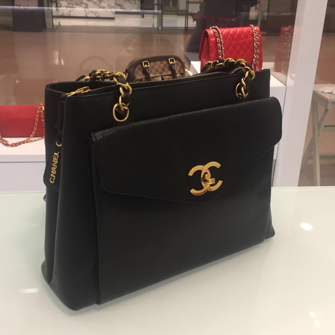 1001% Authentic Chanel Vintage Black Caviar Leather Front Envelope Pocket  Tote Chain Shoulder Bag, Luxury, Bags & Wallets on Carousell