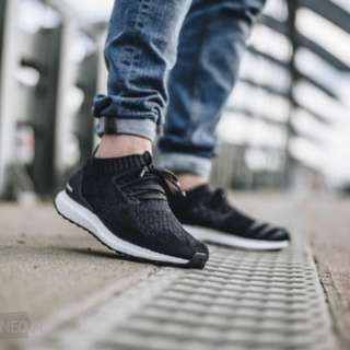 Adidas Ultra Boost 4.0 / Black Carbon
