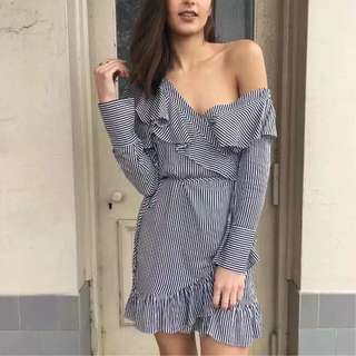 露肩條紋氣質洋裝