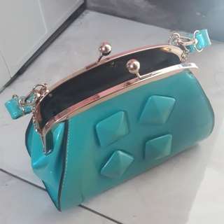 Tas