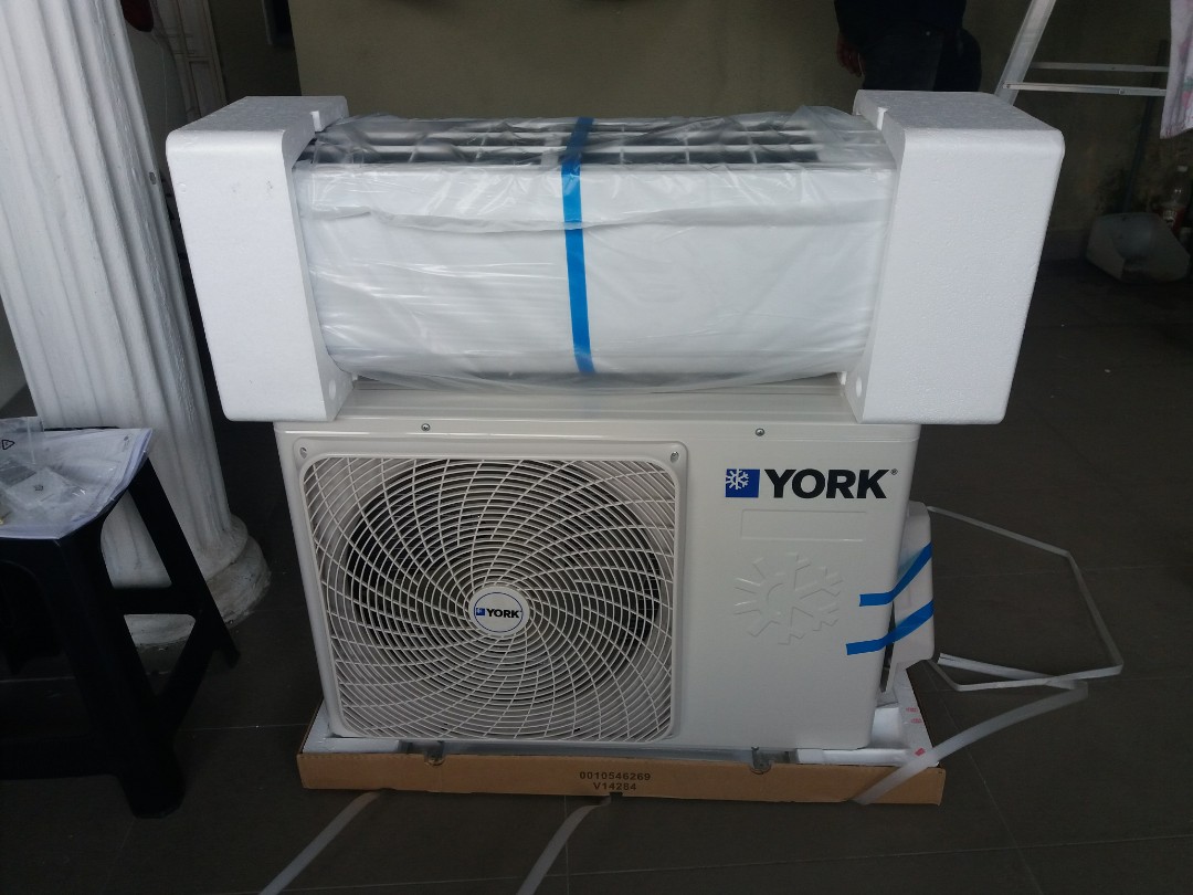Air Cond Pasang Servis Pindah Peralatan Dapur Di Carou Tunjuk Banyak Lagi Peralatan Dapur Photo