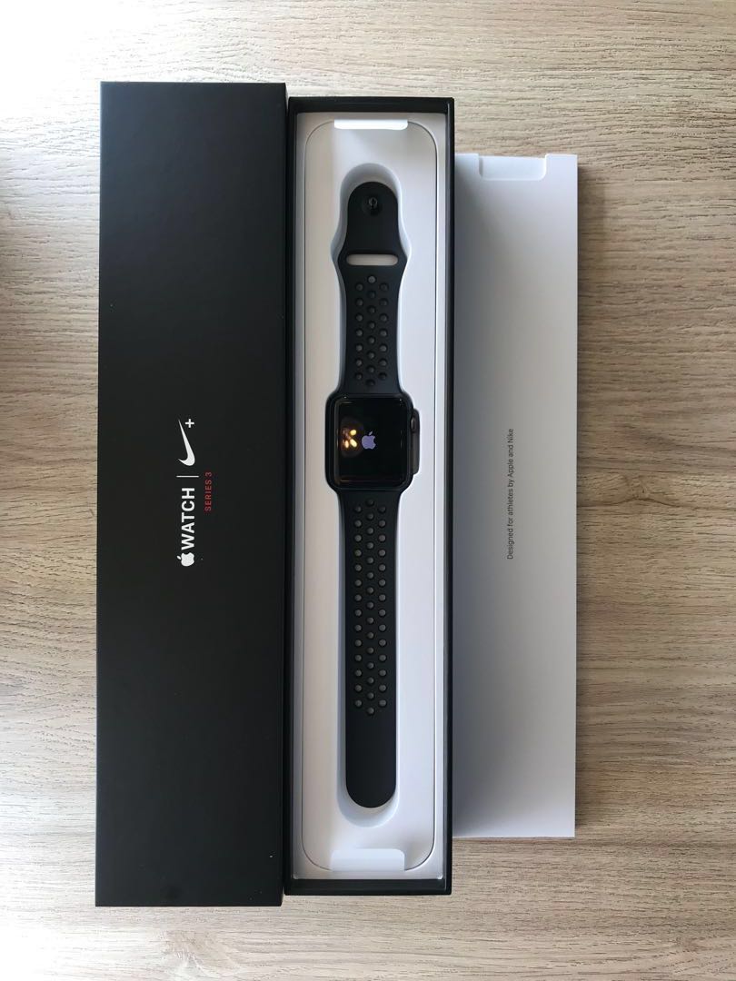 apple watch 3 42mm nike cellular