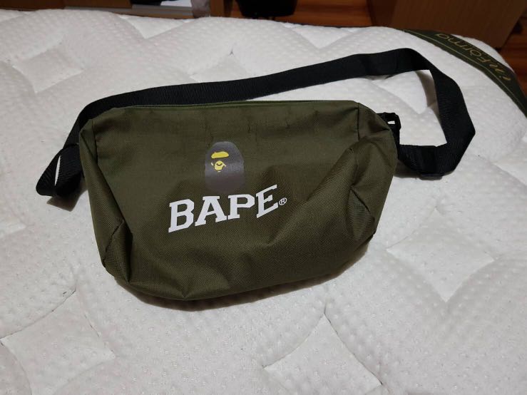 bape sling bag