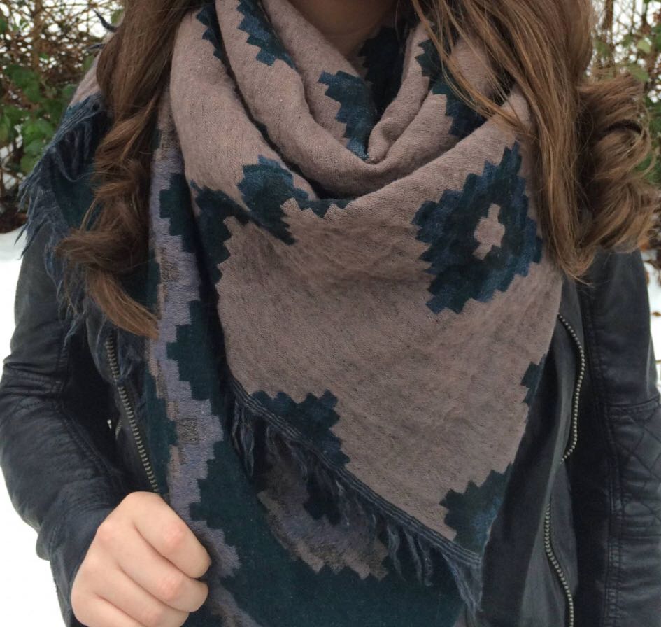 Diamond mosaic blanket scarf 2025