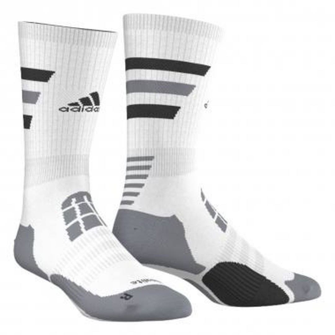 Minúsculo Clásico eliminar Adidas Basketball Socks / AA6272, Men's Fashion, Footwear, Sneakers on  Carousell