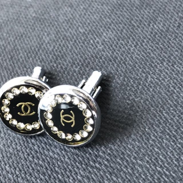 Vintage Chanel Cuff Links Original, Men's Fashion, Watches