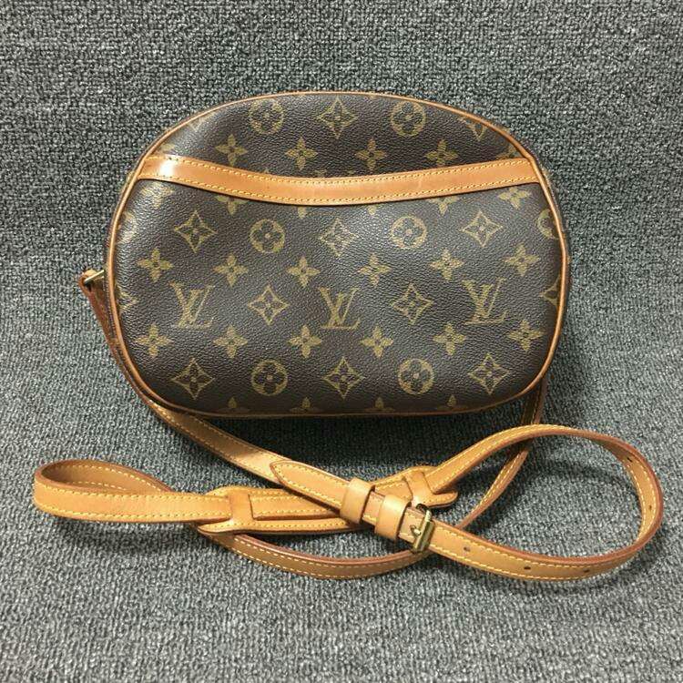 Louis Vuitton Monogram Blois - Brown Shoulder Bags, Handbags - LOU775955