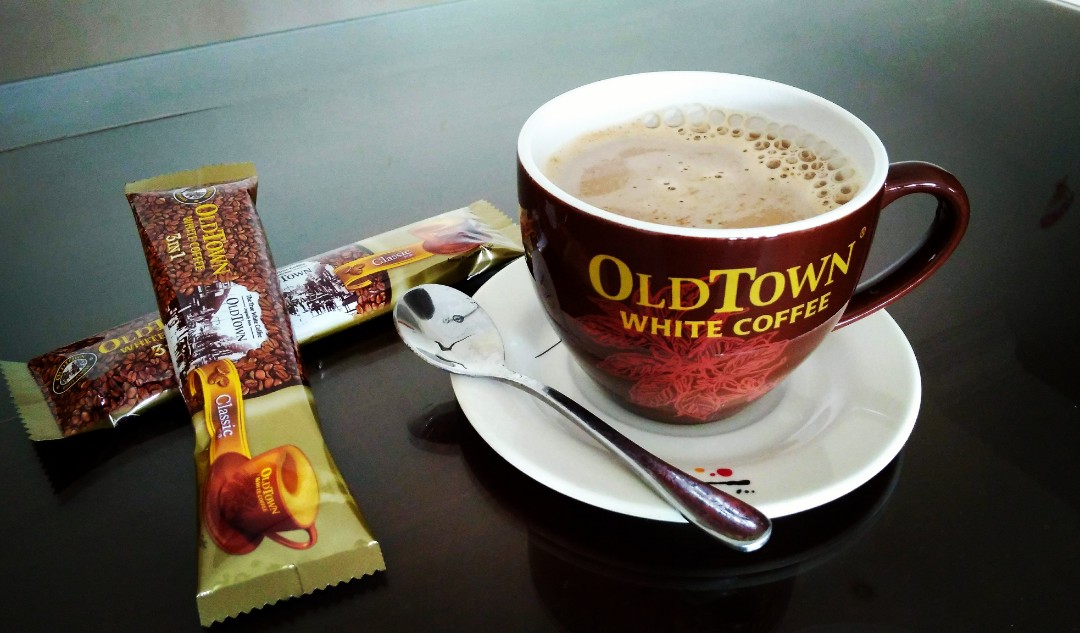 Oldtown White Coffee Classic Flavor W Free Mug Food Drinks Beverages On Carousell