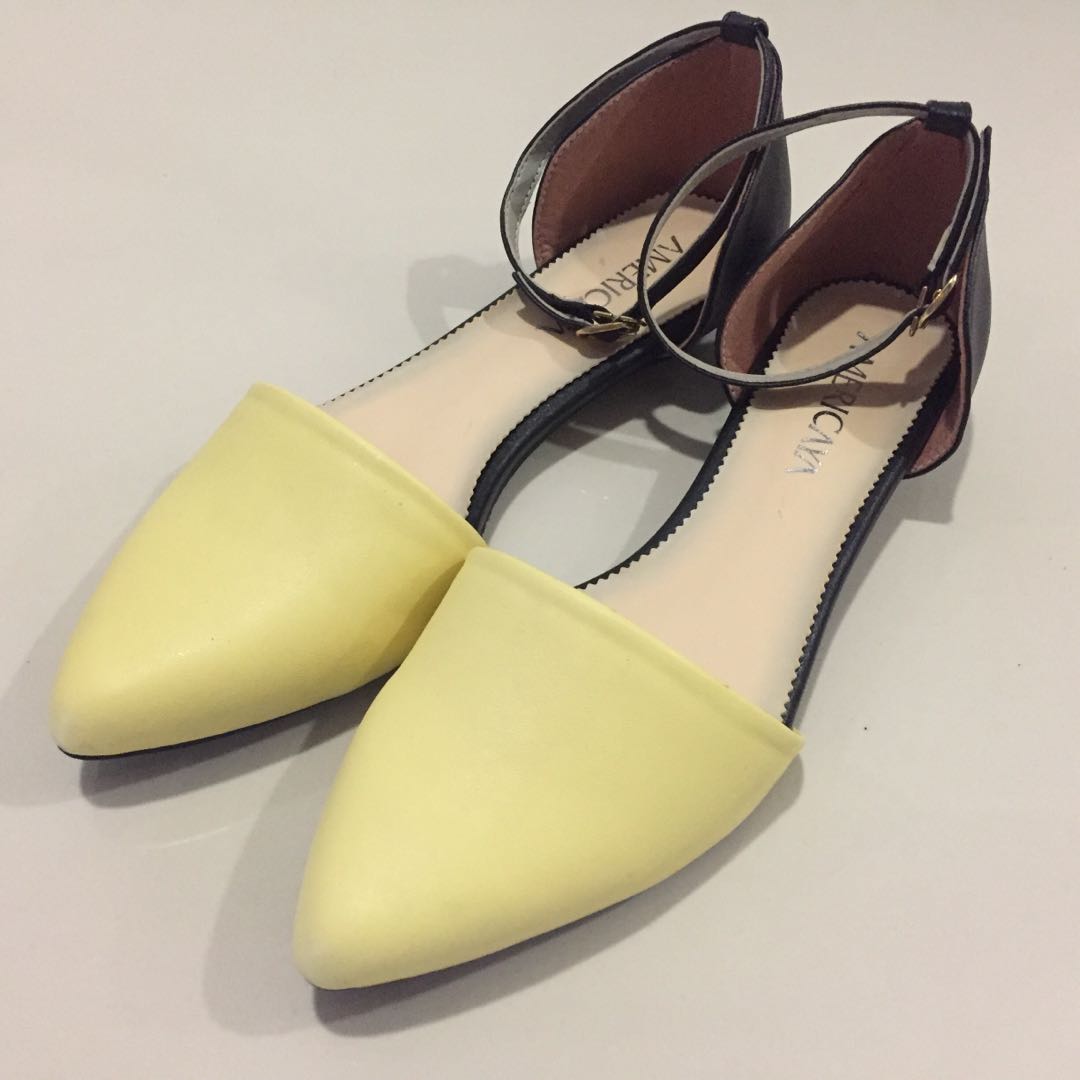 yellow low heel dress shoes