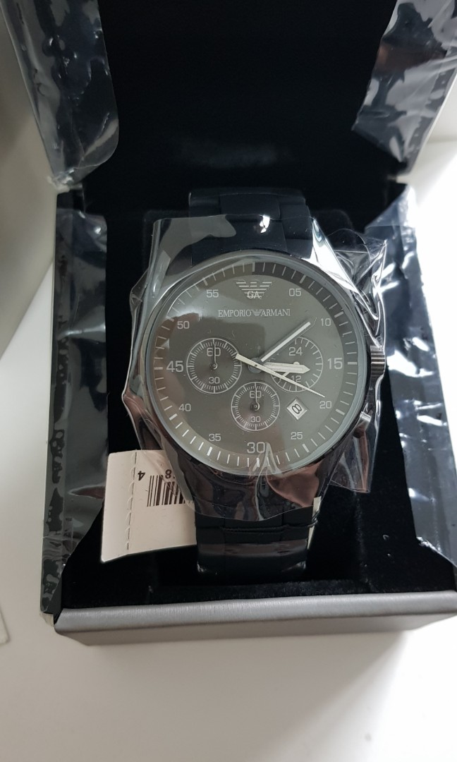 ar5889 armani watch