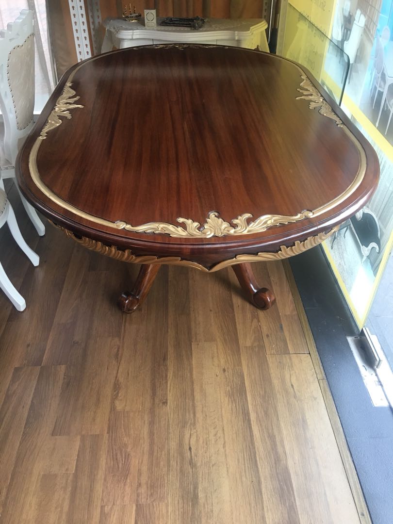 Classical Victorian Oval Mahogany Dining Table Furniture Tables Chairs On Carousell