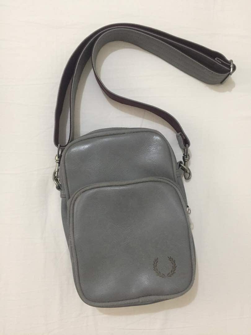 fred perry flight bag