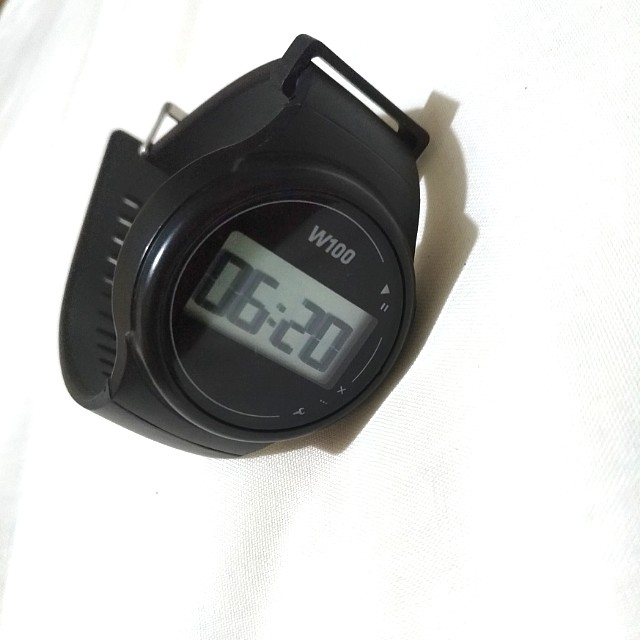 geonaute watch 5atm waterproof
