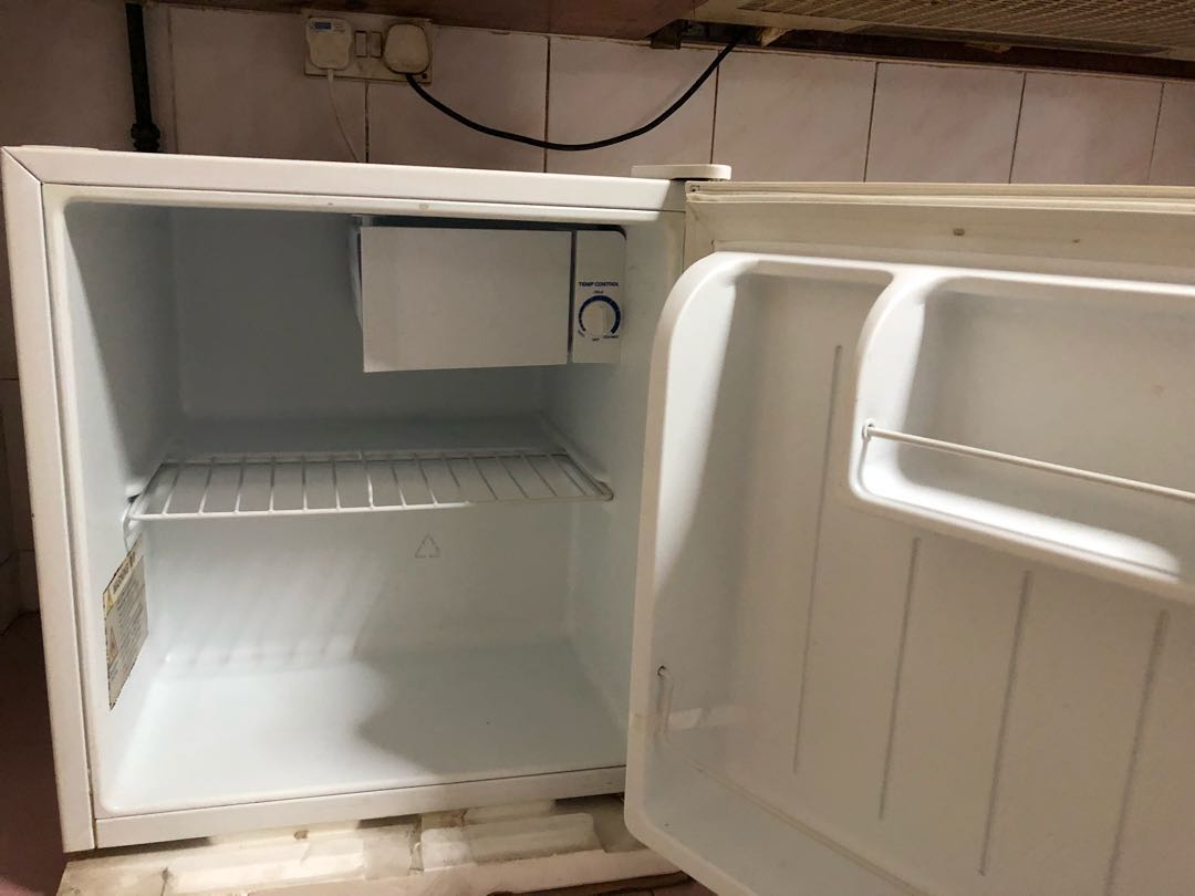 Kuche Mini Fridge Home Appliances On Carousell