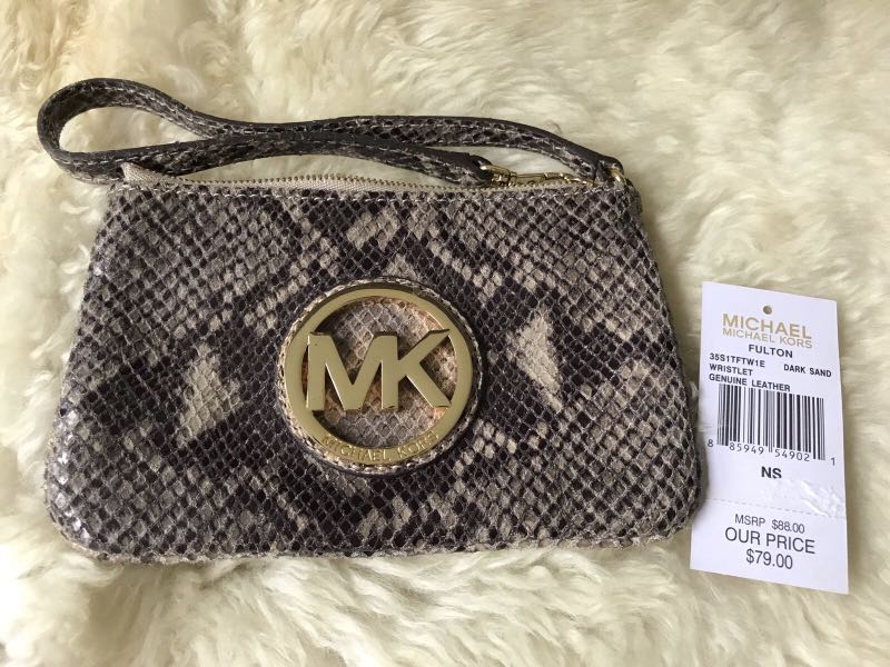 Michael kors online fulton wristlet