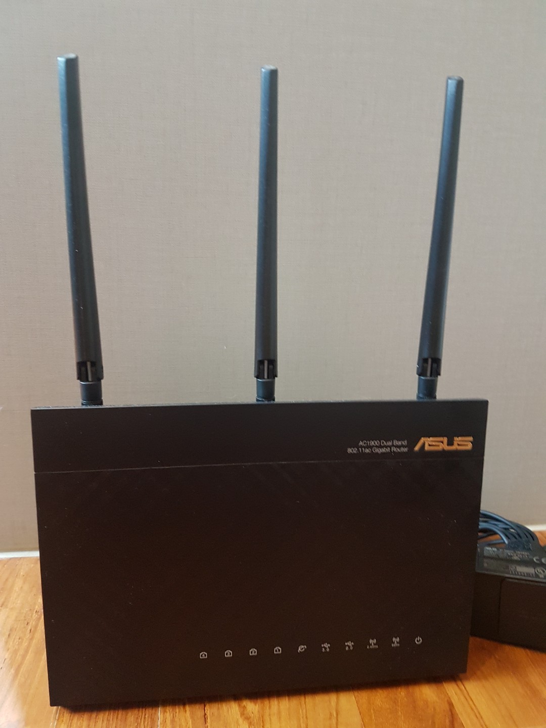 RT-AC68U, Computers & Tech, Parts & Accessories, Networking on Carousell