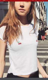 ISO im looking for this brandy Melville top!