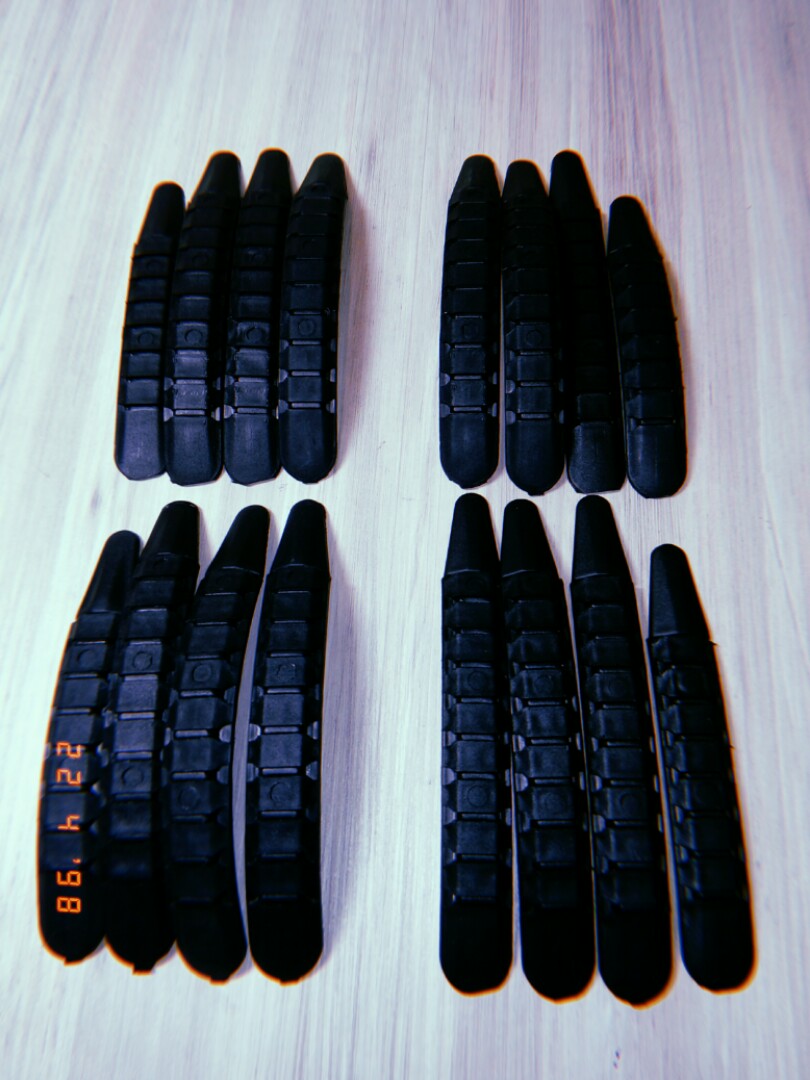 Goalkeeper finger sale spines