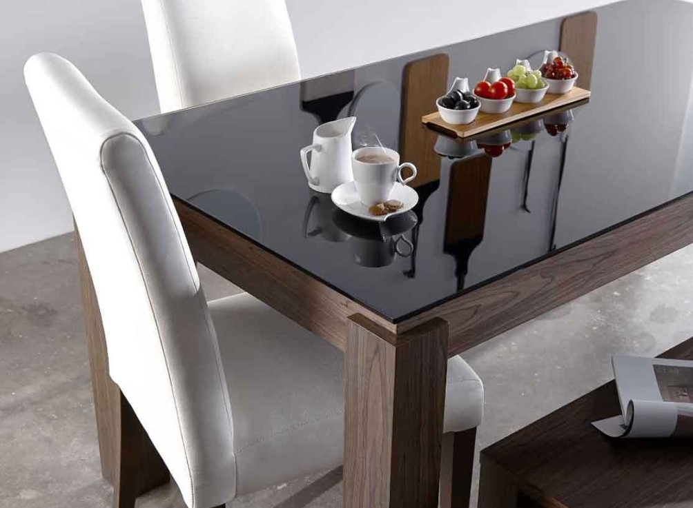 Tempered glass shop top dining table