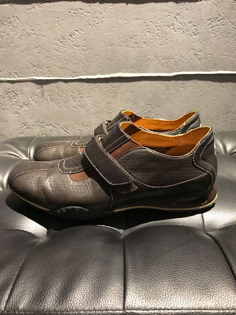 Nike air cole haan store