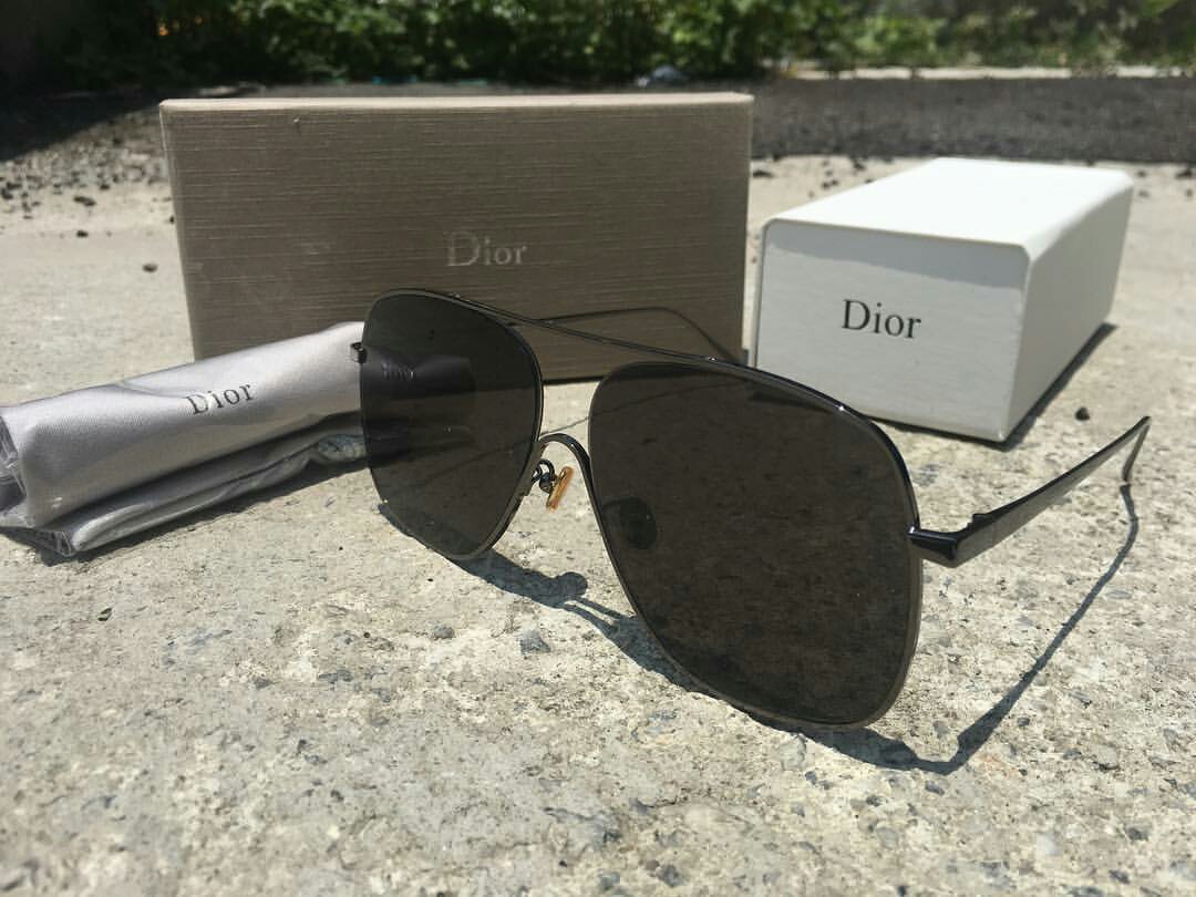 Dior 0220S Luxury Accessories on Carousell