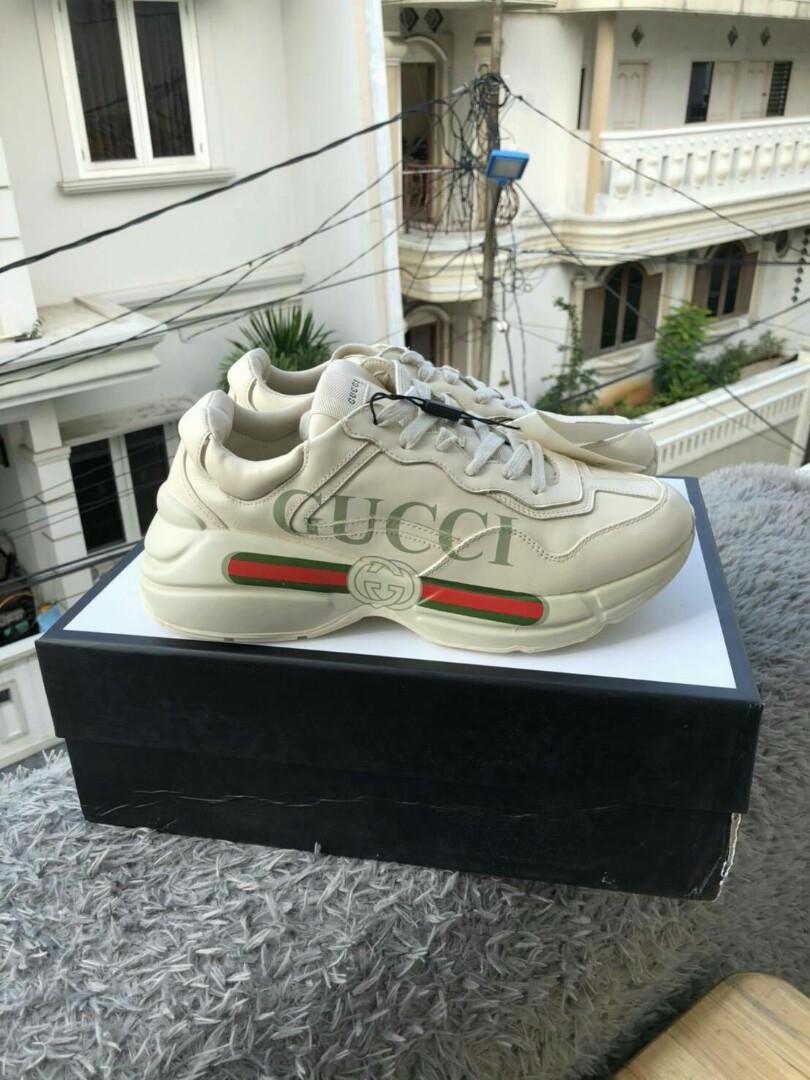 harga sepatu gucci rhyton original