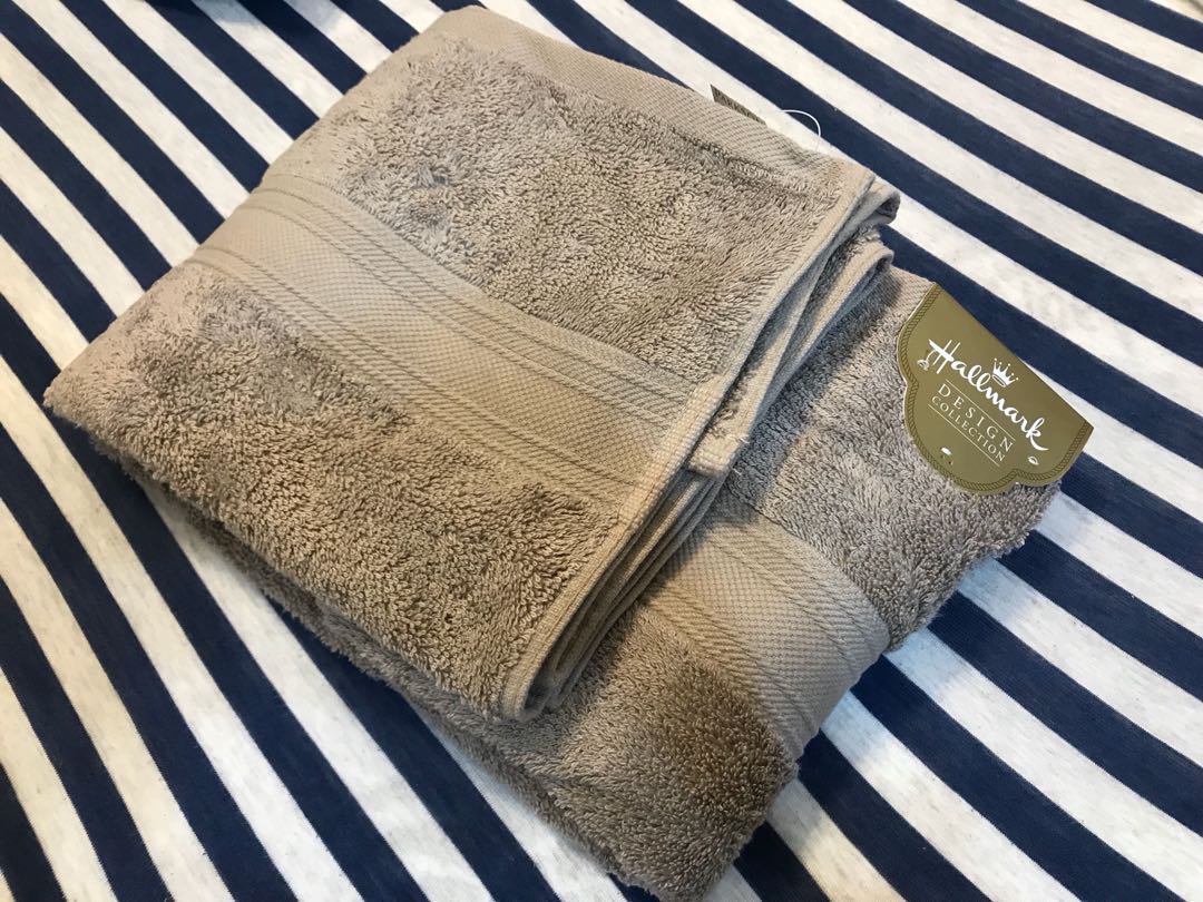 Hallmark towel 2025