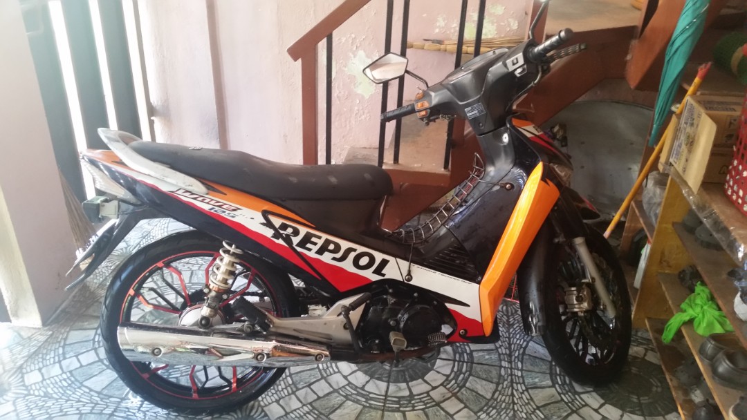 Honda wave 125 Repsol limited edition, Motorbikes on Carousell