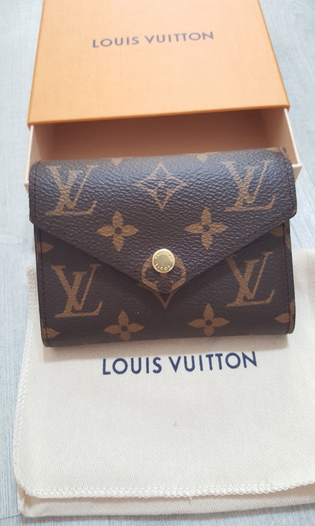 LV Victorine Wallet w/ gold button